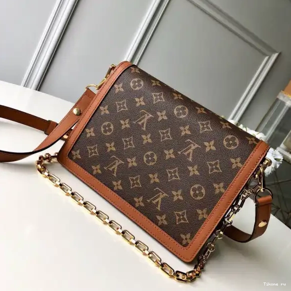 Affordable Vuitton Show） Dauphine Louis MM（2019 Spring 0510